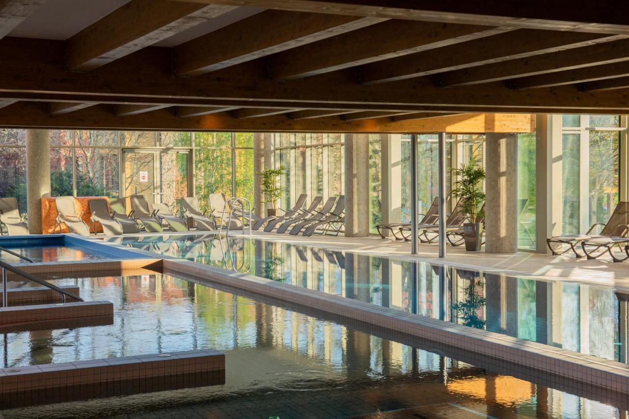 Greenfield Hotel Golf & Spa Бік Екстер'єр фото