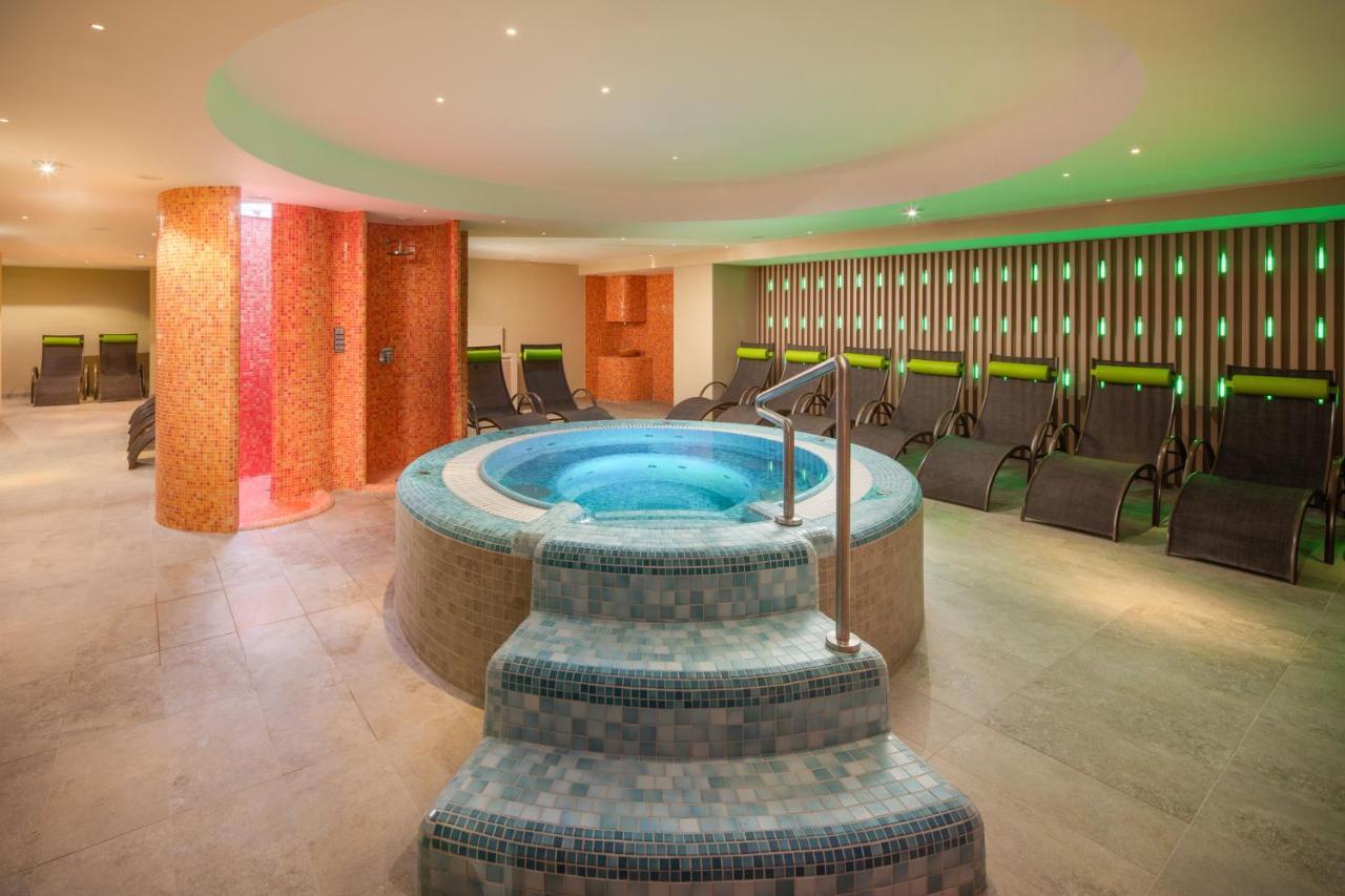 Greenfield Hotel Golf & Spa Бік Екстер'єр фото