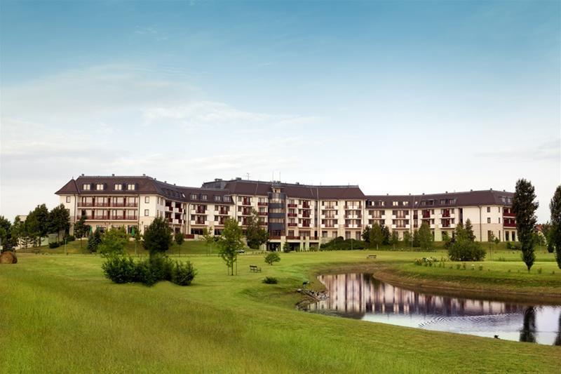 Greenfield Hotel Golf & Spa Бік Екстер'єр фото