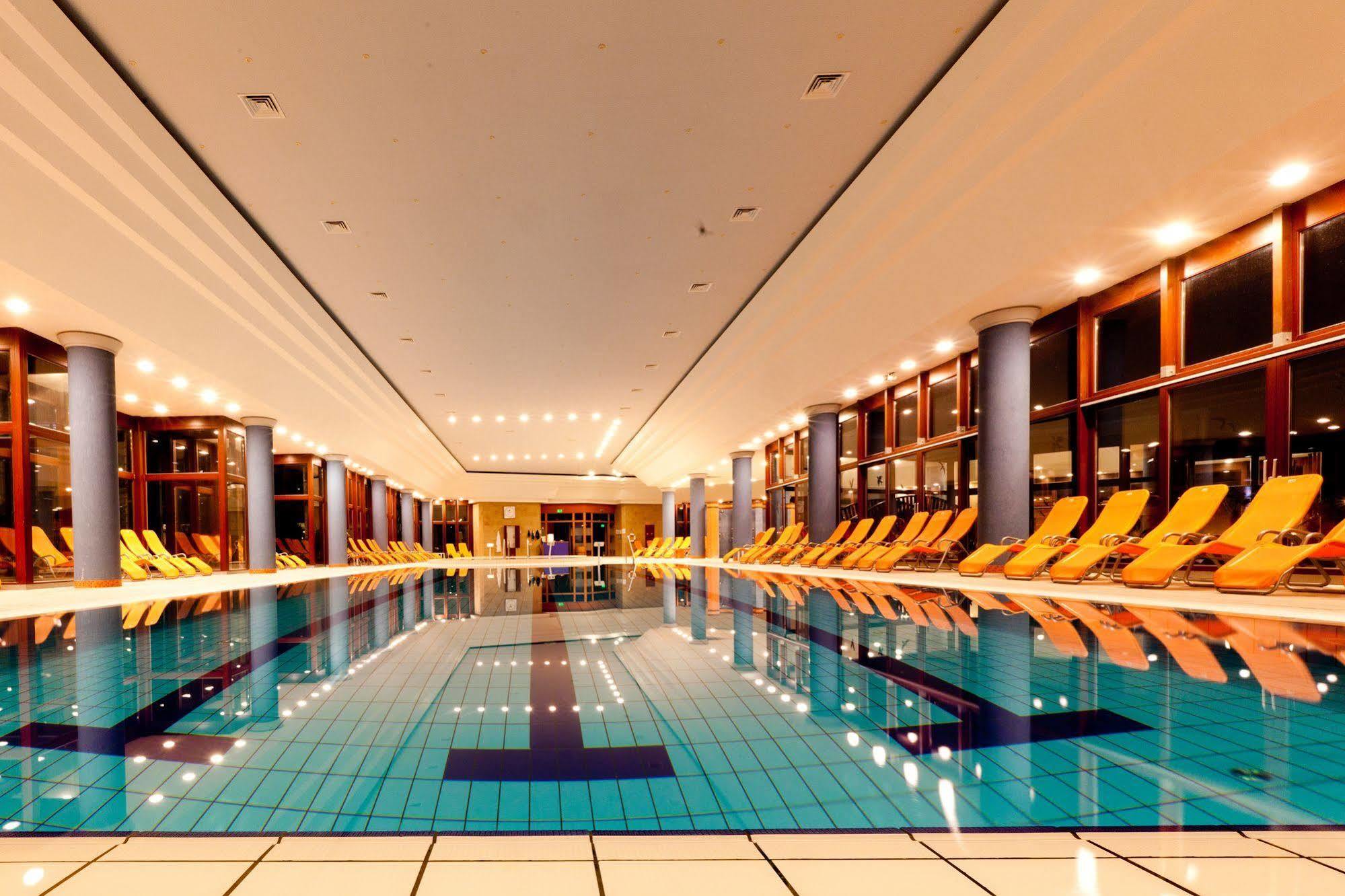 Greenfield Hotel Golf & Spa Бік Екстер'єр фото
